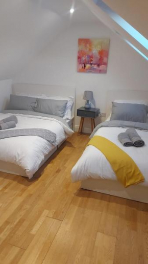 White Shelf Apartment